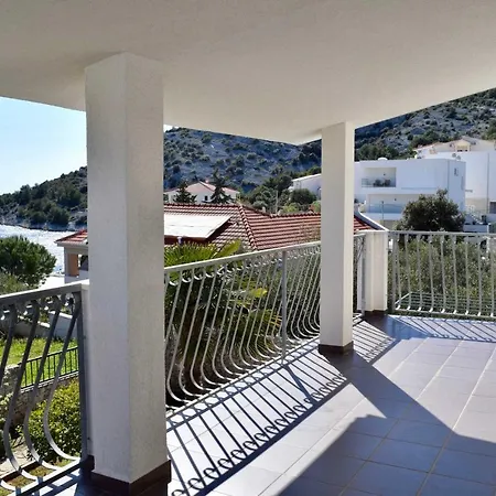 아파트 Oliva Ražanj